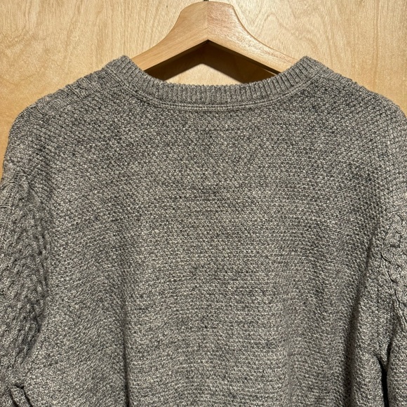 Gap Cable Knit Sweater - Picture 6 of 7